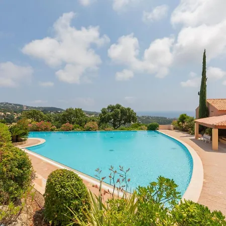 Les Hauts Des Issambres-11 By Interhome Lejlighed